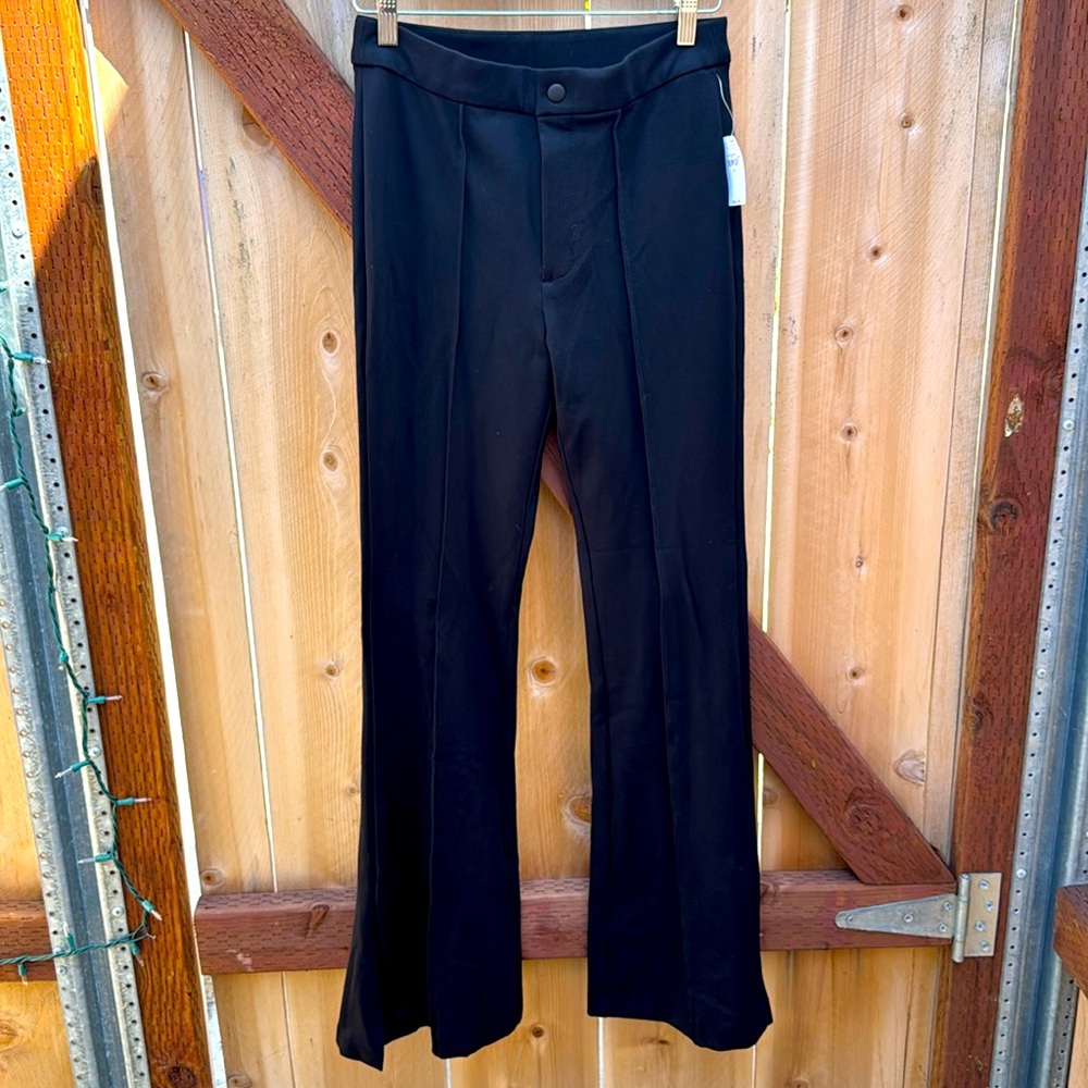 Gap NWT Women's High Rise Ponte Side Split Flare Pants in Black Size 6